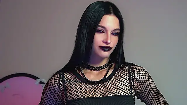 Snapshot of BeverlyMost chatting on February 10, 2026, 6:56 pm BeverlyMost online show from February 10, 2026, 6:56 pm