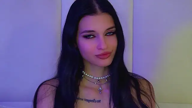 Snapshot of BeverlyMost chatting on February 25, 2026, 6:50 pm BeverlyMost online show from February 25, 2026, 6:50 pm