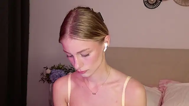 GabriellaOlsen online show from May 12, 2026, 5:21 pm