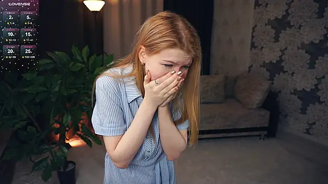 LynetHakes online show from January 26, 2025, 12:43 pm