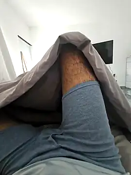 Snapshot of j0nathan00 chatting on January 26, 2025, 5:23 pm j0nathan00 online show from January 26, 2025, 5:23 pm