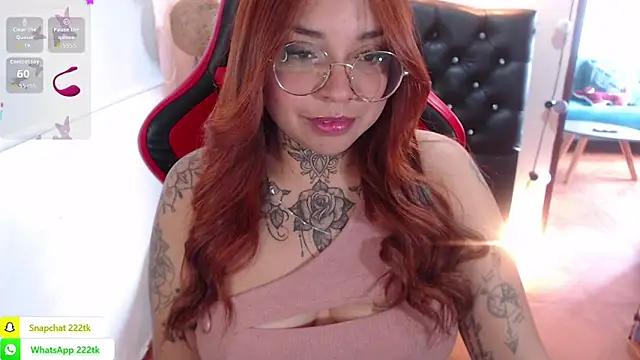 Snapshot of natyk_m chatting on October 1, 2025, 4:13 pm natyk m online show from October 1, 2025, 4:13 pm