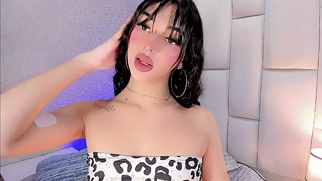 Angeles Busst online show from March 12, 2026, 8:48 pm