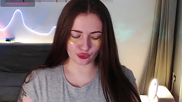 Snapshot of Ollie_James chatting on November 21, 2025, 1:21 pm Ollie James online show from November 21, 2025, 1:21 pm