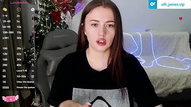 Snapshot of Ollie_James chatting on February 10, 2026, 6:45 pm Ollie James online show from February 10, 2026, 6:45 pm