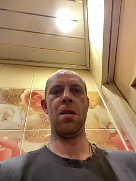 Snapshot of MaxDevilWhite chatting on March 3, 2026, 9:10 pm MaxDevilWhite online show from March 3, 2026, 9:10 pm