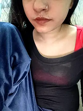 Snapshot of cute_IndianBabe chatting on December 3, 2025, 1:02 am cute IndianBabe online show from December 3, 2025, 1:02 am