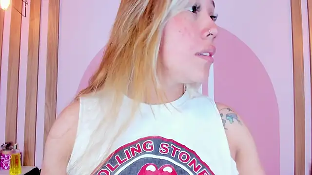 Lannajansen online show from March 31, 2026, 1:33 pm