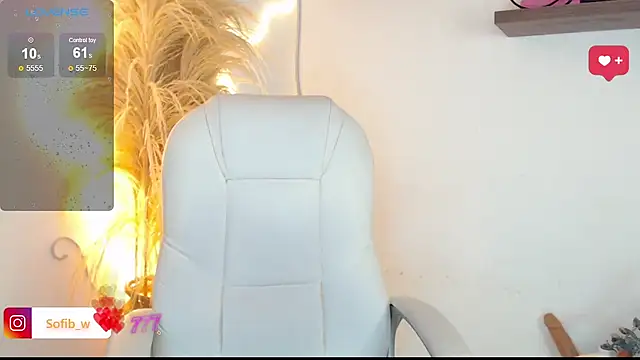 Sofi BBW online show from June 15, 2026, 1:13 pm