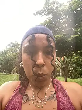 Snapshot of Akemirosse chatting on January 15, 2026, 2:10 pm Akemirosse online show from January 15, 2026, 2:10 pm