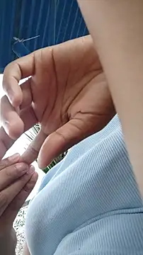 Snapshot of ruby__00 chatting on February 4, 2025, 7:22 pm ruby 00 online show from February 4, 2025, 7:22 pm