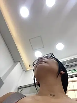 Snapshot of ruby__00 chatting on March 19, 2025, 9:37 pm ruby 00 online show from March 19, 2025, 9:37 pm