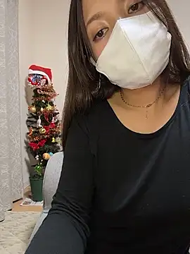 Snapshot of anchan69 chatting on December 5, 2025, 11:19 am anchan69 online show from December 5, 2025, 11:19 am