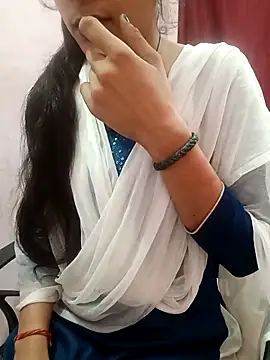 Snapshot of Khushi-Star chatting on February 23, 2026, 2:42 am Khushi-Star online show from February 23, 2026, 2:42 am