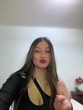 Snapshot of sofia_fiore4 chatting on January 31, 2025, 12:51 pm sofia fiore4 online show from January 31, 2025, 12:51 pm