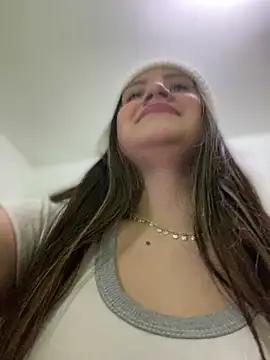 Snapshot of sofia_fiore4 chatting on February 7, 2025, 1:01 pm sofia fiore4 online show from February 7, 2025, 1:01 pm