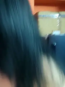 horny lizia online show from April 16, 2026, 10:01 pm