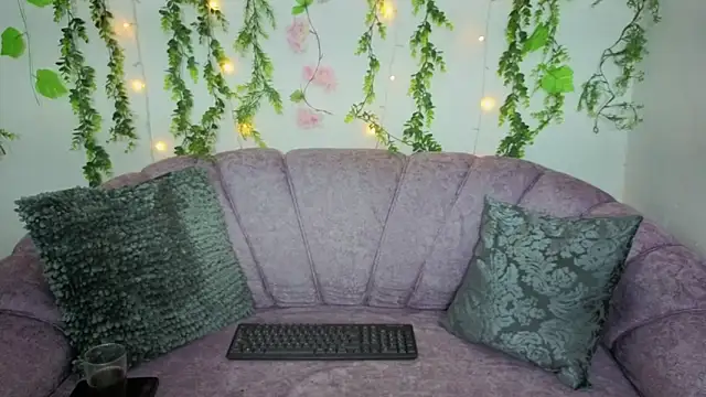 saorisworld online show from September 14, 2025, 1:27 am