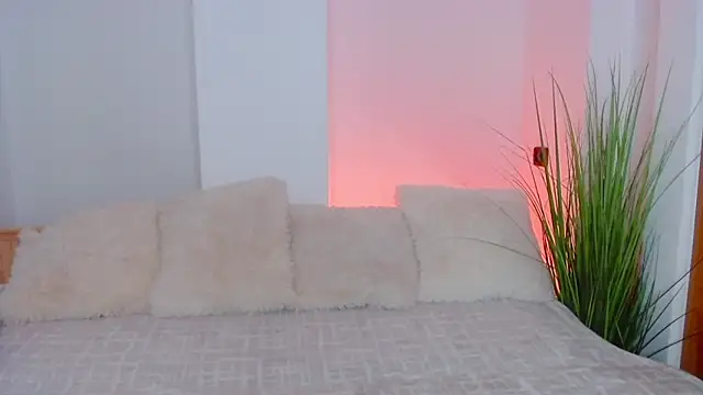 mars elina  online show from January 29, 2025, 11:41 am