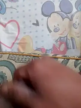 Snapshot of mhmia chatting on December 22, 2025, 11:07 am mhmia online show from December 22, 2025, 11:07 am