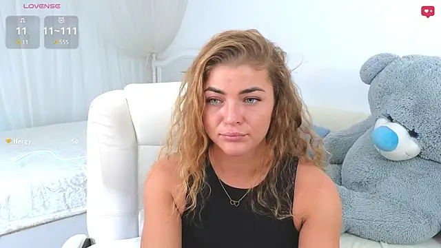 Snapshot of Donna_Sun chatting on January 29, 2025, 6:43 am Donna Sun online show from January 29, 2025, 6:43 am