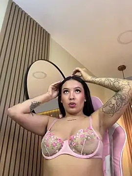 Victoria Collinns online show from February 12, 2025, 2:54 pm