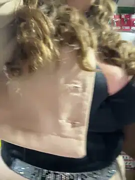 Snapshot of masmelorosa chatting on September 9, 2025, 3:00 pm masmelorosa online show from September 9, 2025, 3:00 pm