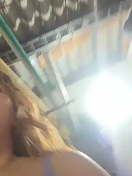 Snapshot of masmelorosa chatting on November 11, 2025, 4:23 am masmelorosa online show from November 11, 2025, 4:23 am