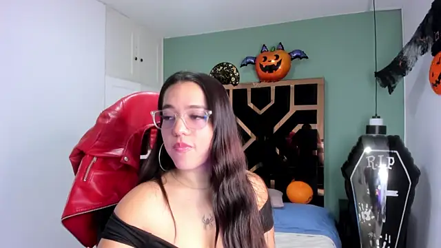 Billie Jhonson  online show from October 27, 2025, 7:18 pm