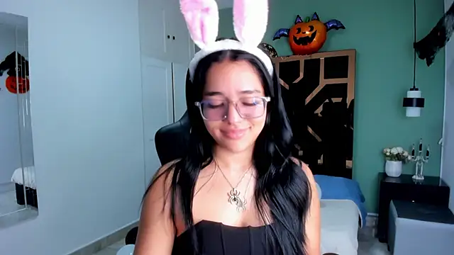 Billie Jhonson  online show from November 5, 2025, 6:52 pm