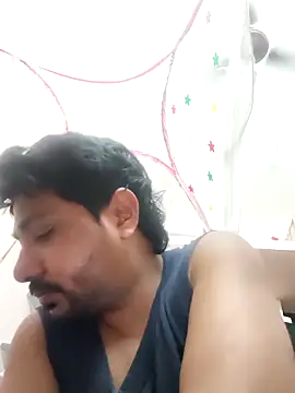 Snapshot of PARTHI012025 chatting on February 15, 2026, 5:09 pm PARTHI012025 online show from February 15, 2026, 5:09 pm