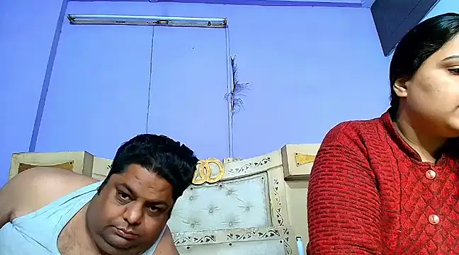 Snapshot of Sophia_James chatting on February 3, 2025, 5:24 pm Sophia James online show from February 3, 2025, 5:24 pm