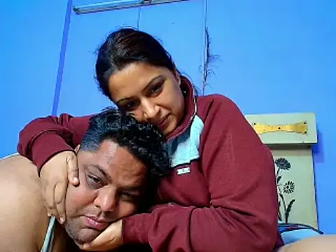 Snapshot of Sophia_James chatting on February 25, 2025, 7:52 am Sophia James online show from February 25, 2025, 7:52 am