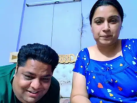 Snapshot of Sophia_James chatting on March 13, 2025, 5:39 pm Sophia James online show from March 13, 2025, 5:39 pm