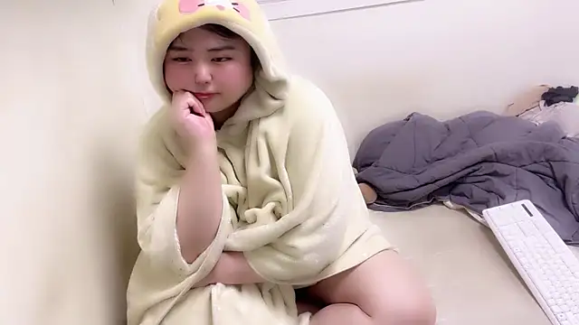 Snapshot of whhbbny chatting on February 28, 2026, 5:58 pm whhbbny online show from February 28, 2026, 5:58 pm