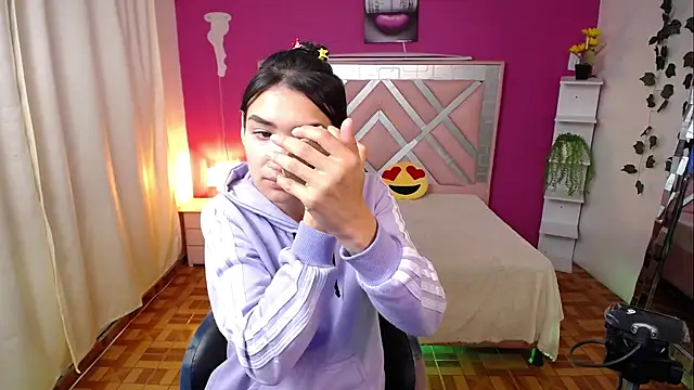 Sofii cutee online show from March 14, 2025, 2:30 pm