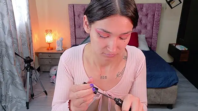 Snapshot of Sofii_cutee chatting on February 5, 2026, 12:43 pm Sofii cutee online show from February 5, 2026, 12:43 pm