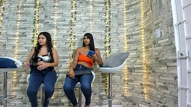 Snapshot of emilly09 chatting on March 12, 2025, 9:45 pm emilly09 online show from March 12, 2025, 9:45 pm