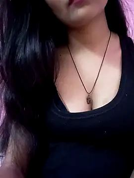 Tanu-00 online show from October 18, 2025, 2:18 pm