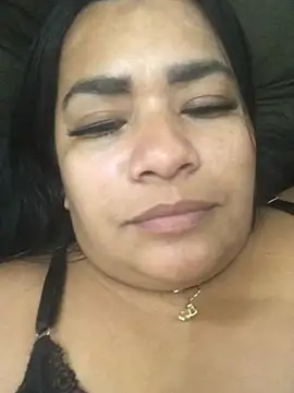 Snapshot of indiazinha69_ chatting on April 18, 2026, 9:26 pm indiazinha69 online show from April 18, 2026, 9:26 pm