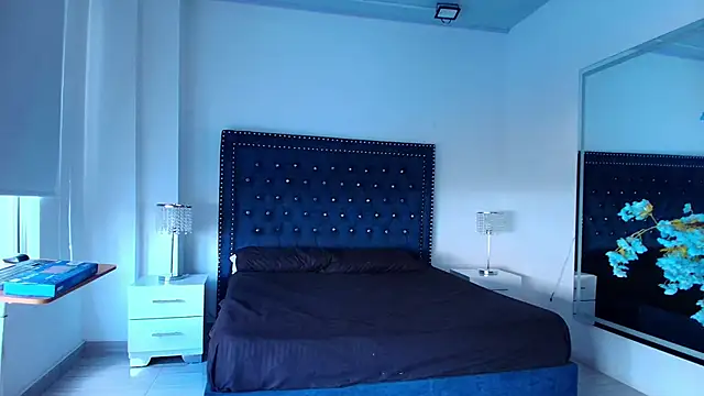 Milu ballmer online show from September 22, 2025, 6:54 pm