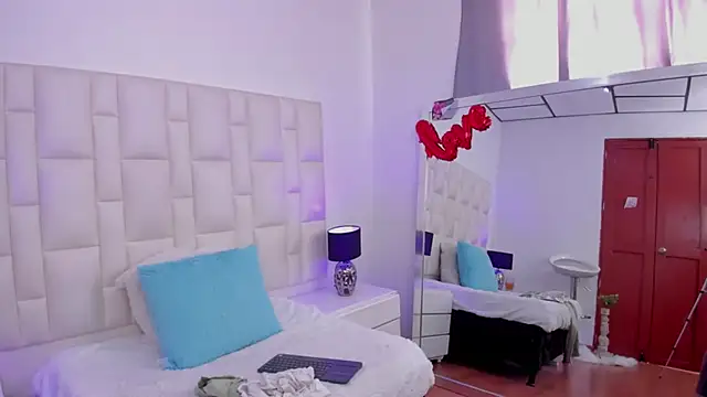 Ariana rouse online show from March 19, 2025, 6:55 pm