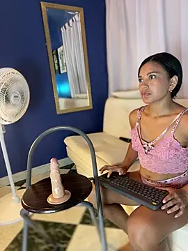 HeatherCobs online show from February 24, 2025, 11:09 pm