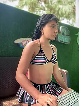 HeatherCobs online show from September 21, 2025, 7:59 pm