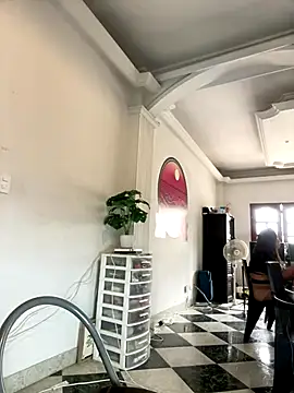 HeatherCobs online show from October 5, 2025, 5:33 pm