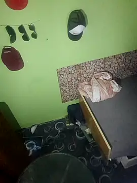 Snapshot of Adrianka chatting on February 4, 2026, 11:42 pm Adrianka online show from February 4, 2026, 11:42 pm