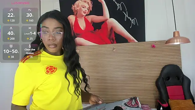 Dakkota Fox online show from October 26, 2025, 10:15 pm