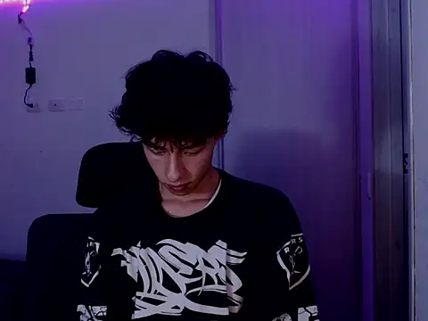 Snapshot of Juanmres chatting on February 28, 2026, 12:00 am Juanmres online show from February 28, 2026, 12:00 am