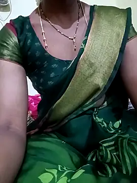 Snapshot of TeluguammayiMahi chatting on December 21, 2025, 4:58 pm TeluguammayiMahi online show from December 21, 2025, 4:58 pm