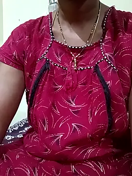 Snapshot of TeluguammayiMahi chatting on February 4, 2026, 2:01 pm TeluguammayiMahi online show from February 4, 2026, 2:01 pm